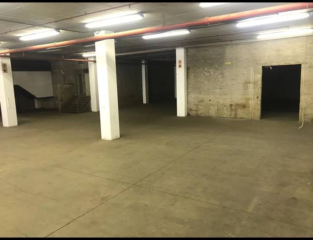 2,490M² WAREHOUSE TO LET IN WYNBERG